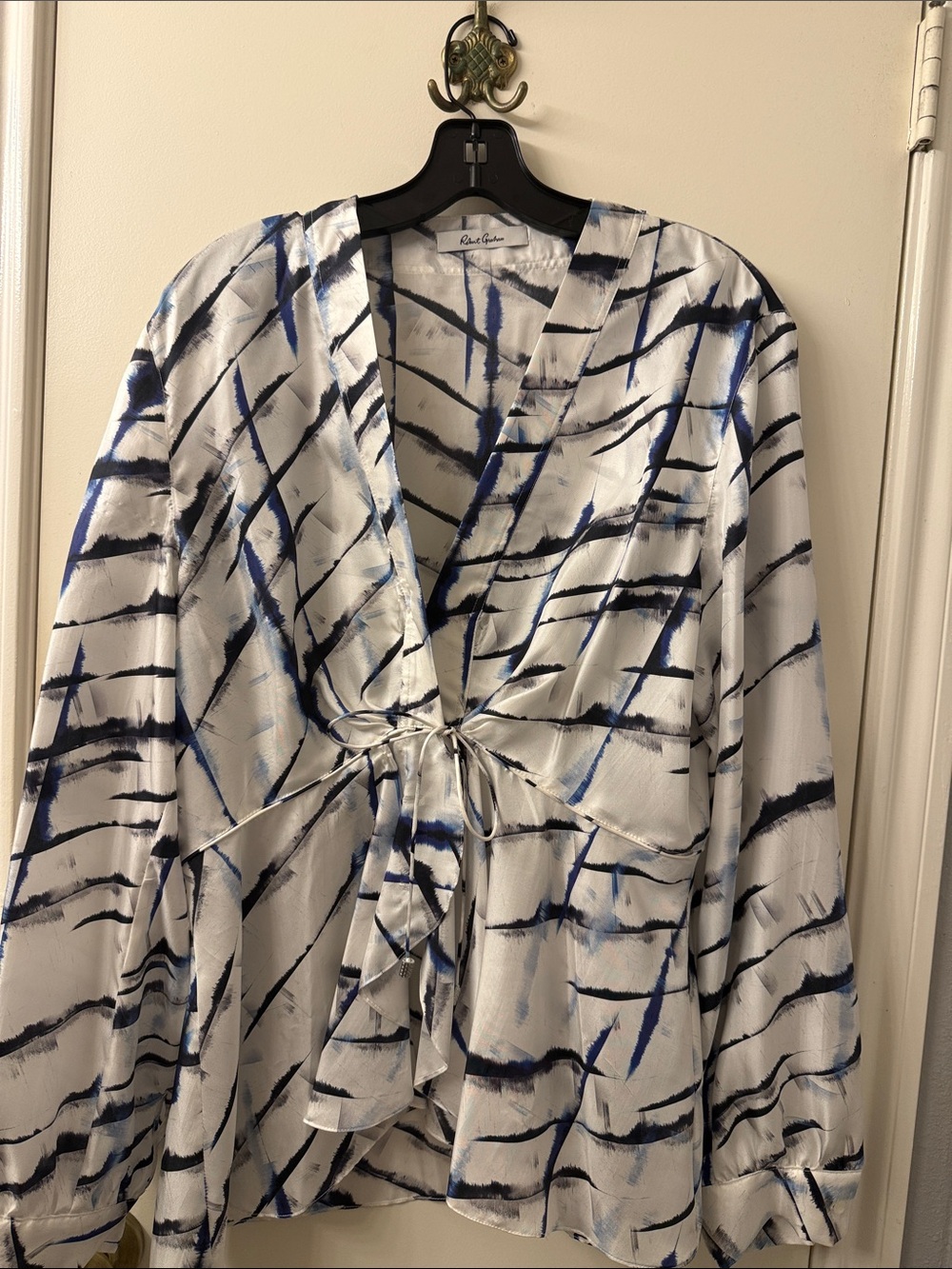 Robert Graham White Blouse with Blue & Navy Brushstroke Tie Front
